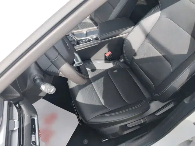 Geely Emgrand — Фото автомобиля 14
