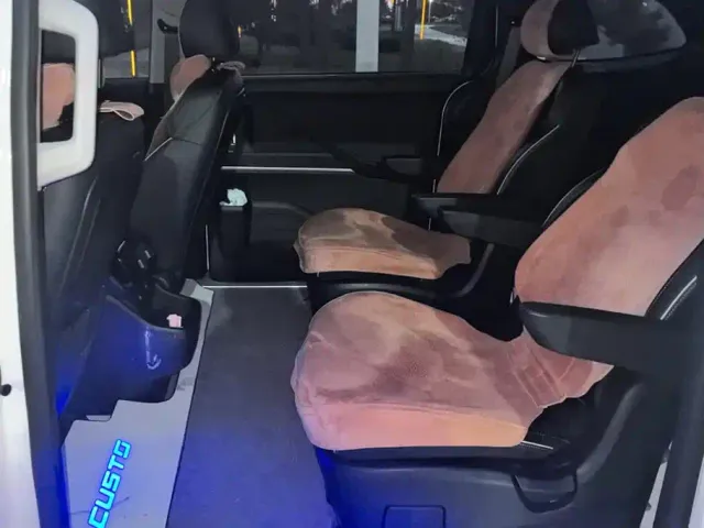 Hyundai Custo — Фото автомобиля 11