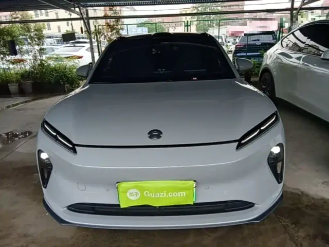 Nio ET5 Touring — Фото автомобиля 2