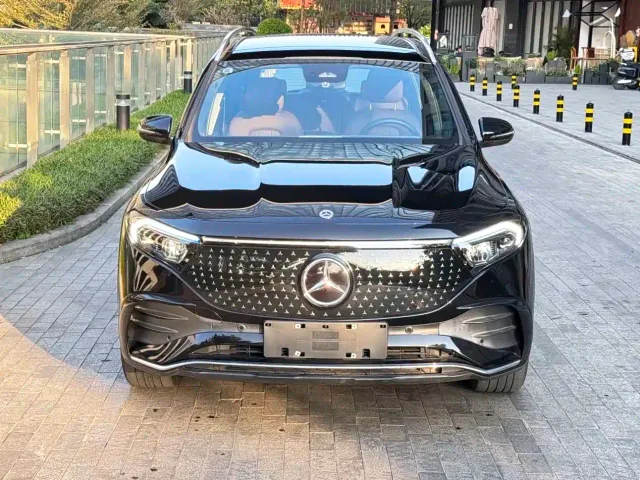Mercedes-Benz EQB — Фото автомобиля 2