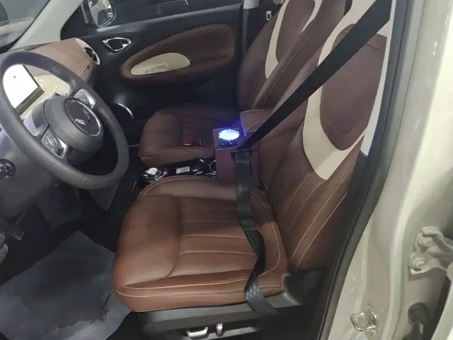 Wuling Bingo — Фото автомобиля 14