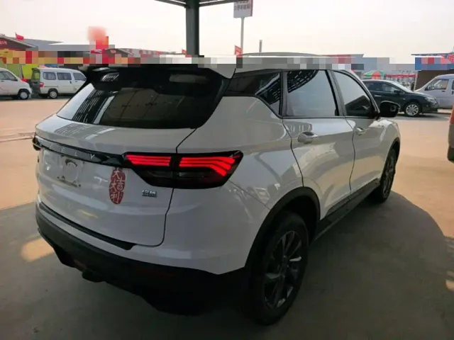 Geely Binyue — Фото автомобиля 6