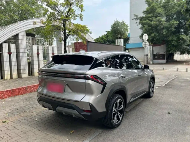 Geely Galaxy L7 — Фото автомобиля 23