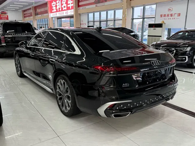 Audi A6L — Фото автомобиля 4