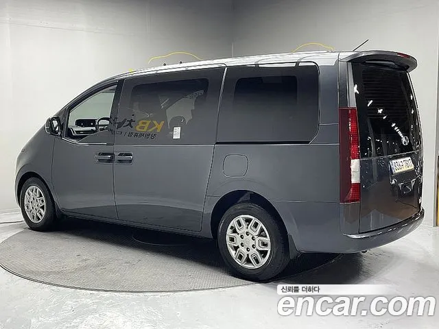 Hyundai Staria — Фото автомобиля 2