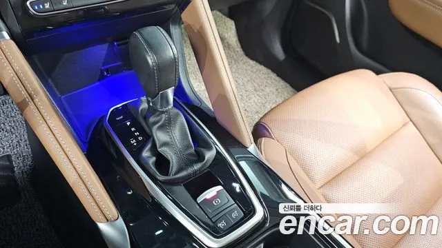 Renault-KoreaSamsung QM6 Новый QM6 2.0 LPe RE Signature 2WD — Фото автомобиля 8