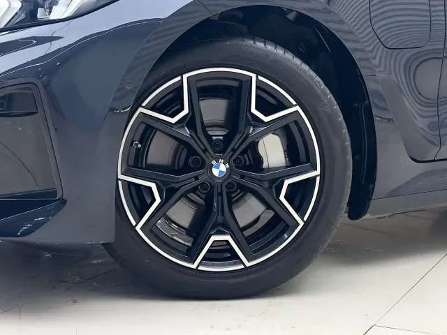 BMW i3 — Фото автомобиля 13
