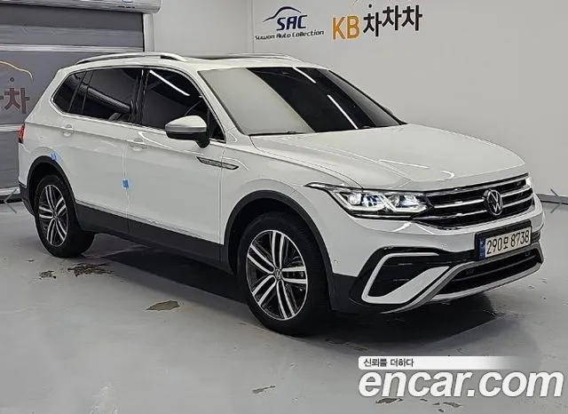Volkswagen Tiguan — Фото автомобиля 4