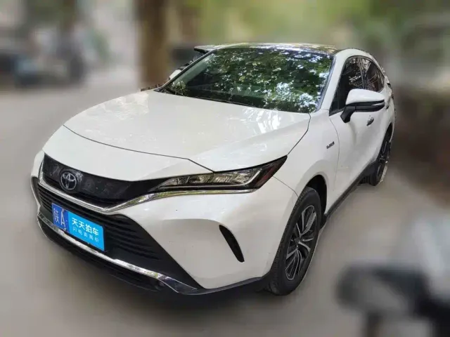 Фотография автомобиля — Toyota Harrier