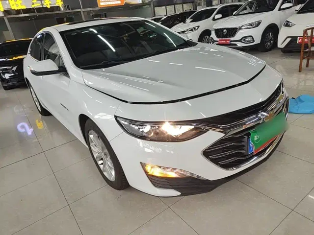 Chevrolet Malibu XL — Фото автомобиля 3