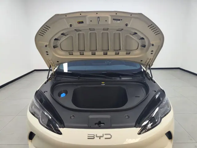 BYD Seal 06 — Фото автомобиля 28