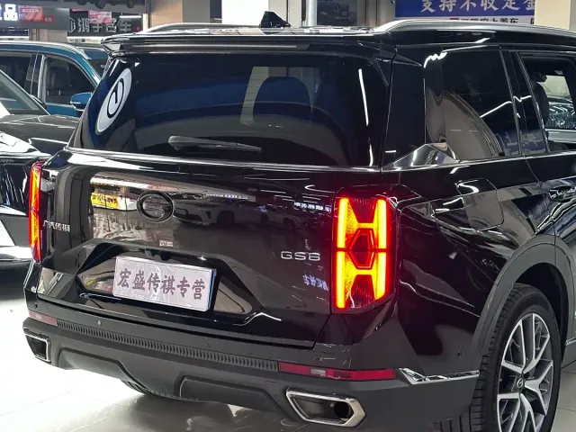 GAC Trumpchi GS8 — Фото автомобиля 8