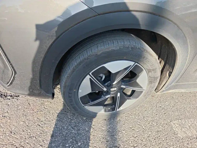Geely Galaxy E5 — Фото автомобиля 24