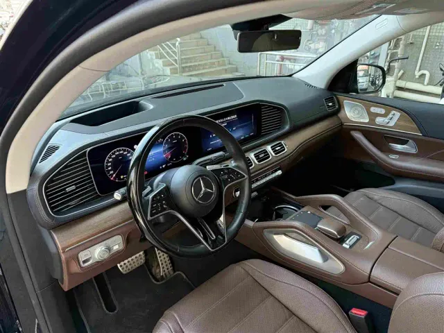 Mercedes-Benz GLS-Class — Фото автомобиля 8