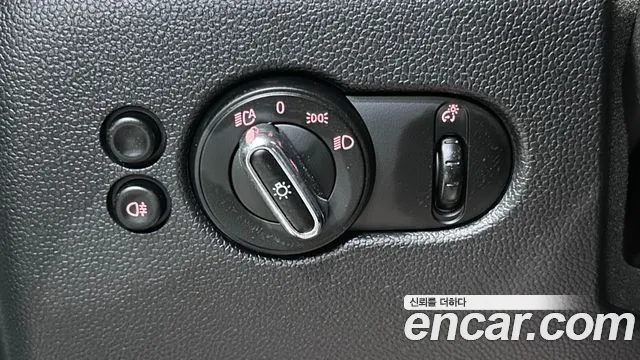MINI Cooper — Фото автомобиля 14