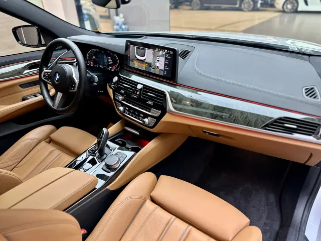 BMW 6 Series Gran Turismo — Фото автомобиля 8