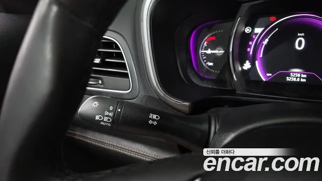 Renault-KoreaSamsung QM6 Новый QM6 2.0 GDe Première 2WD — Фото автомобиля 26