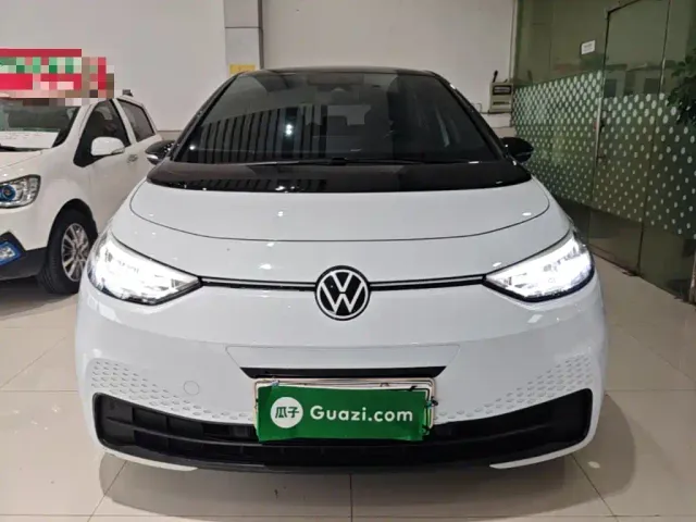 Volkswagen ID.3 — Фото автомобиля 2