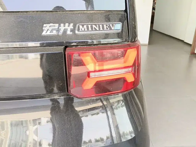 Wuling Hongguang Mini EV — Фото автомобиля 7