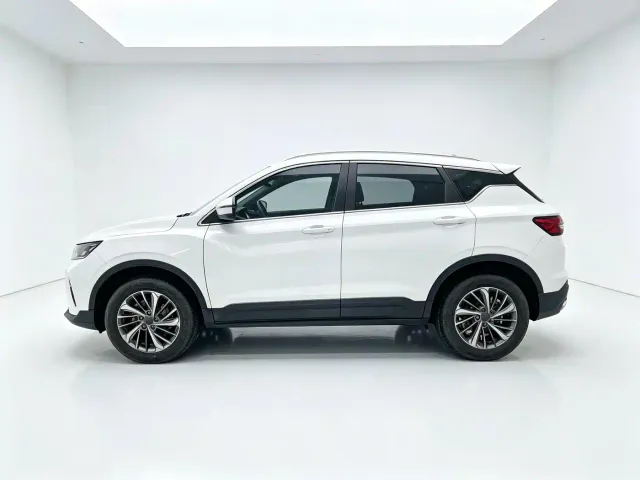 Geely Binyue — Фото автомобиля 9