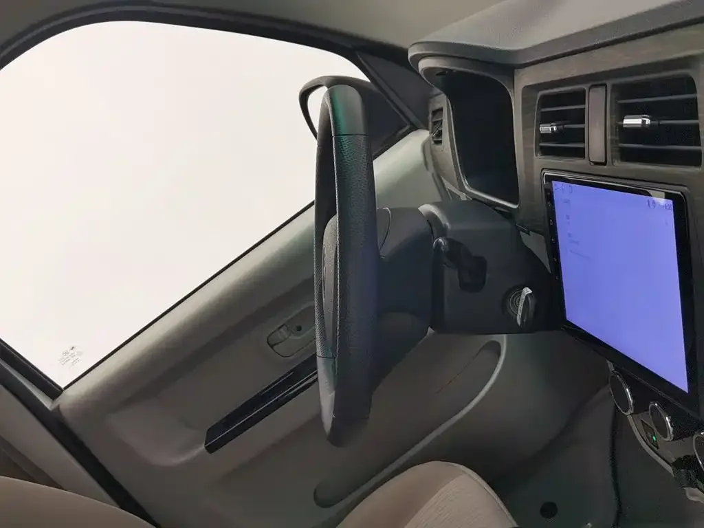 Jinbei New Hiace X30L 2023 1.5L Super Comfort Van 2/5-seater Non-AC Version SWC15M — Фото автомобиля 22