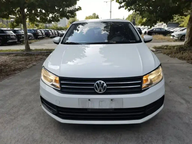 Volkswagen Santana — Фото автомобиля 2