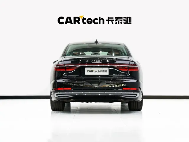Audi A8 — Фото автомобиля 5