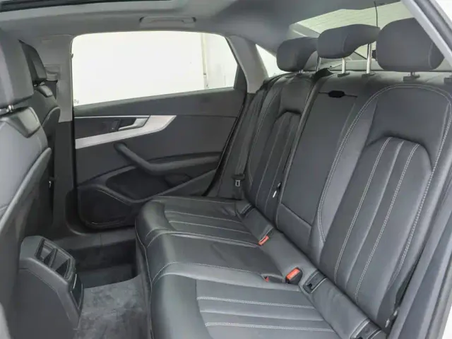 Audi A4L — Фото автомобиля 14