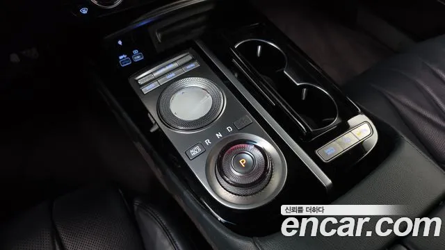 Genesis G80 RG3 — Фото автомобиля 9