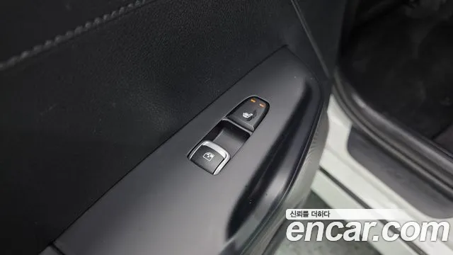 Kia K5 Новый K5 3 поколение 2.0 LPi(Для проката) — Фото автомобиля 25
