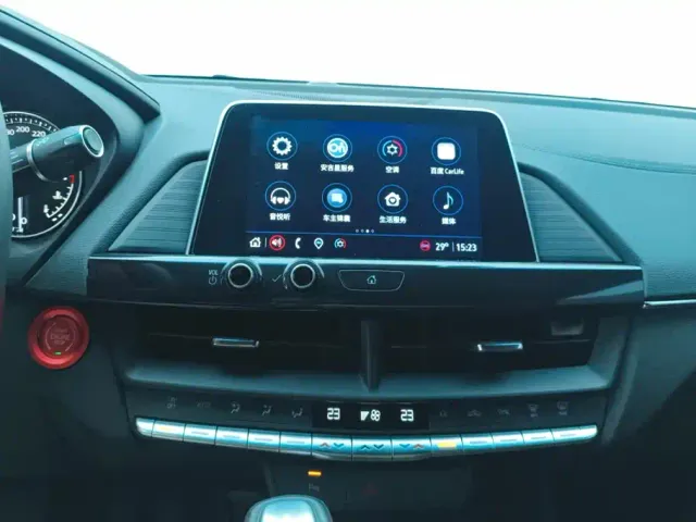 Cadillac CT4 — Фото автомобиля 12
