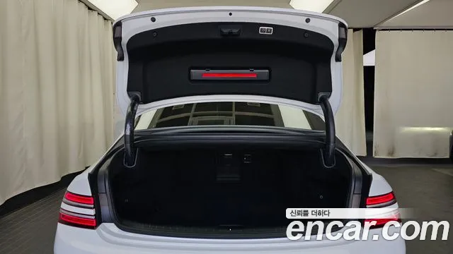 Genesis G80 RG3 — Фото автомобиля 20