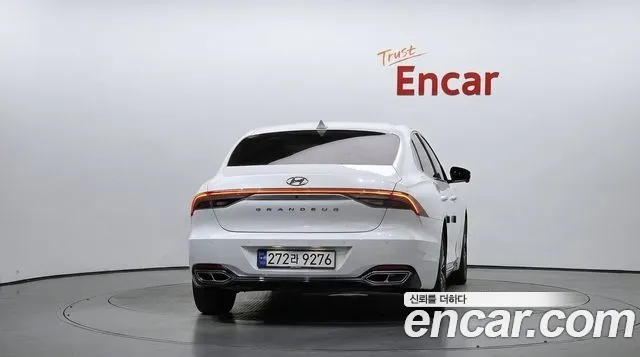Hyundai Grandeur (New) Hybrid — Фото автомобиля 4