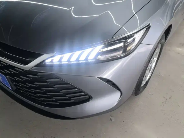 BYD Qin PLUS — Фото автомобиля 23