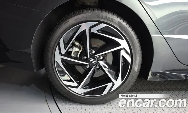 Hyundai Sonata — Фото автомобиля 5