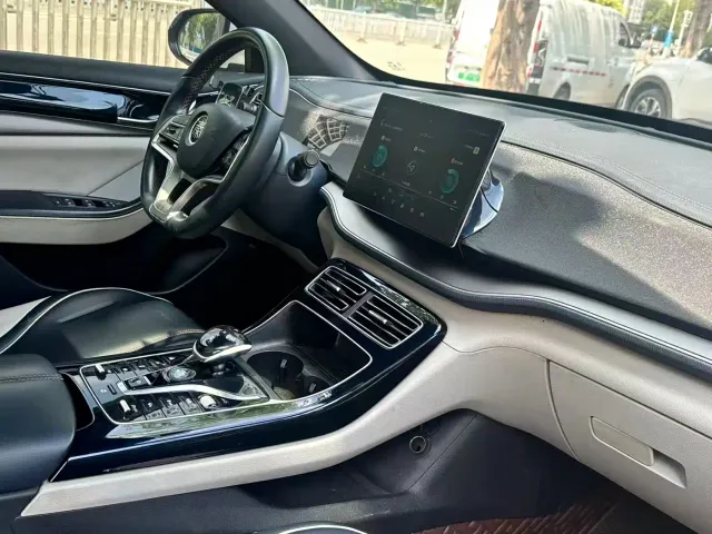 BYD Qin PLUS 2021 EV 500KM Luxury Model — Фото автомобиля 7