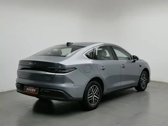 BYD Seal 05 DM-i — Фото автомобиля 2