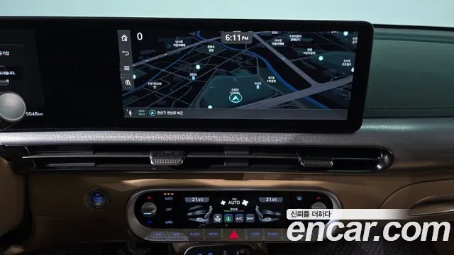 Genesis GV60 — Фото автомобиля 12