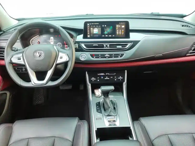 Changan CS75 — Фото автомобиля 12