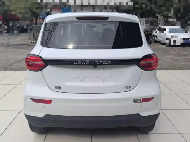 Leapmotor T03 — Фото автомобиля 5