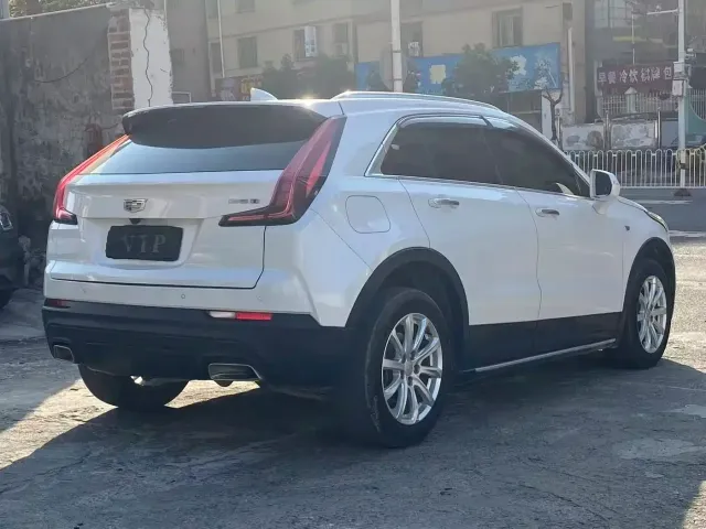 Cadillac XT4 — Фото автомобиля 18