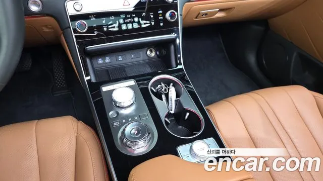 Genesis GV80 2.5T Бензин AWD — Фото автомобиля 9