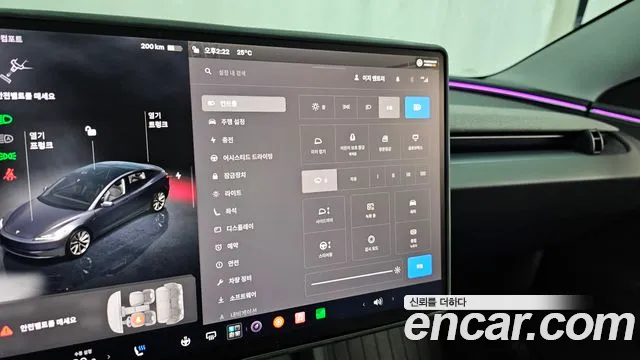 Tesla Model 3 — Фото автомобиля 17