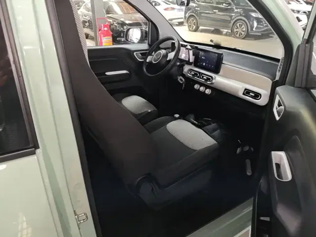Wuling Hongguang Mini EV — Фото автомобиля 24
