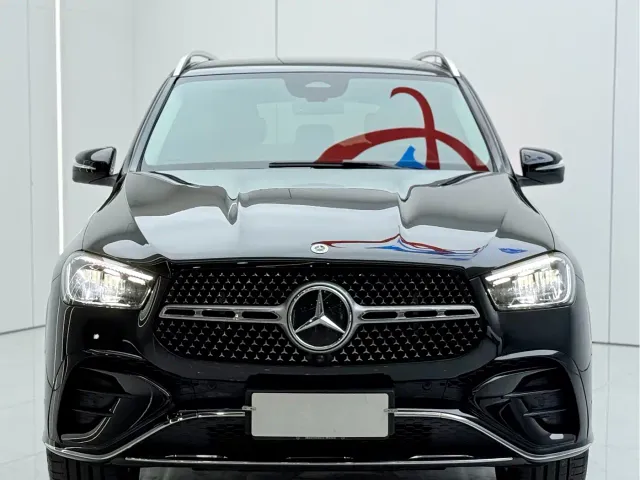 Mercedes-Benz GLE-Class — Фото автомобиля 3