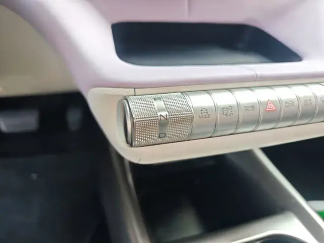 BYD Dolphin — Фото автомобиля 13