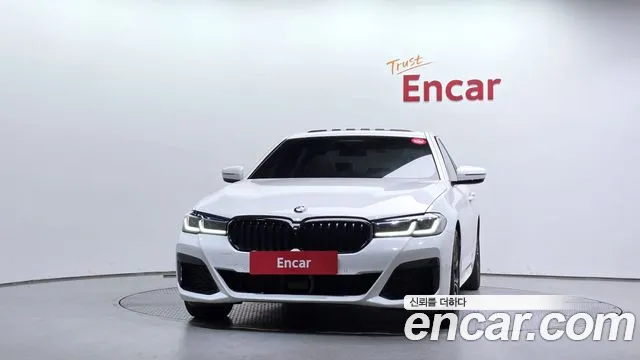 BMW 5 Series G30 — Фото автомобиля 3