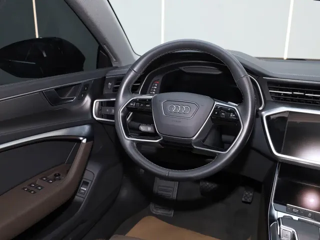 Audi A7L — Фото автомобиля 22