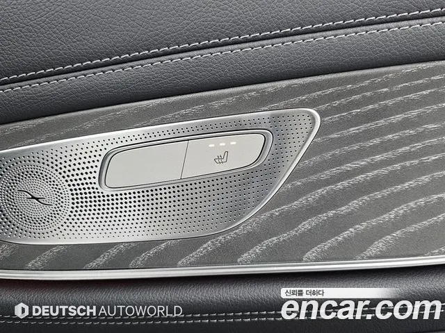 Mercedes-Benz CLS-Class — Фото автомобиля 15