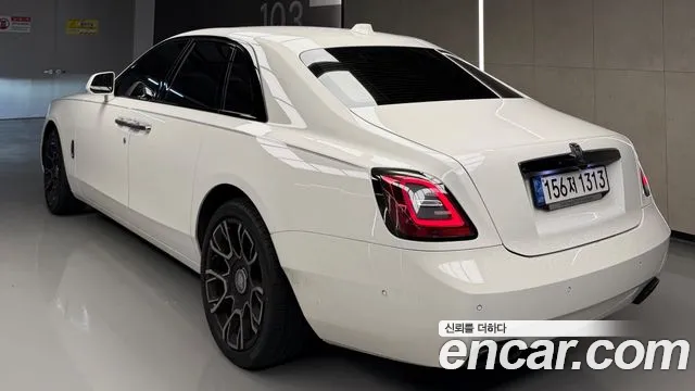 Rolls-Royce Ghost — Фото автомобиля 5